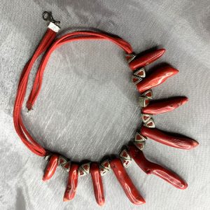 گردنبند کورال نپالی