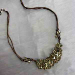 گردنبند کریستال دودی عسلی