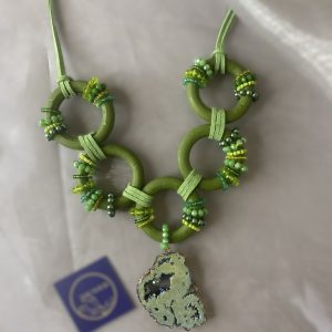 گردنبند مدل کارمن