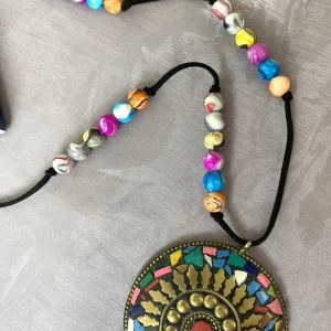 گردنبند مدل تبتی
