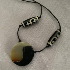 گردنبند مردانه عقیق تبتی