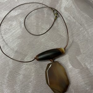 گردبند مردانه عقیق قهوه ای