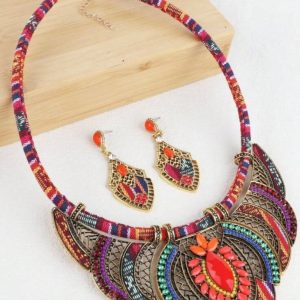 گردنبند مدل افریقایی
